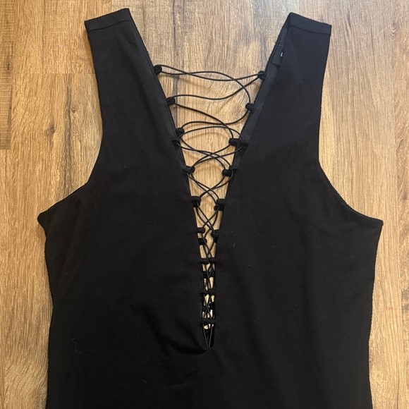 Bardot Black Lace-Up V-neckline Dress - Picture 2 of 5